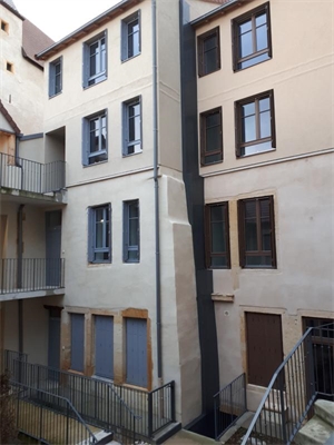 t3 à la location -   71600  PARAY LE MONIAL, surface 87 m2 location t3 - UBI474307058